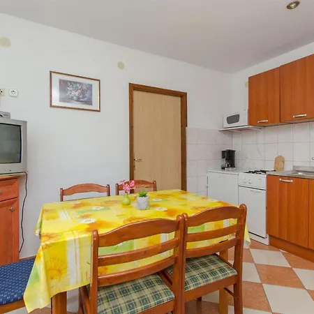 Ivan Appartamento Bibinje